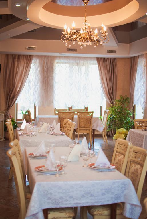 Veles Hotel Дніпро Екстер'єр фото