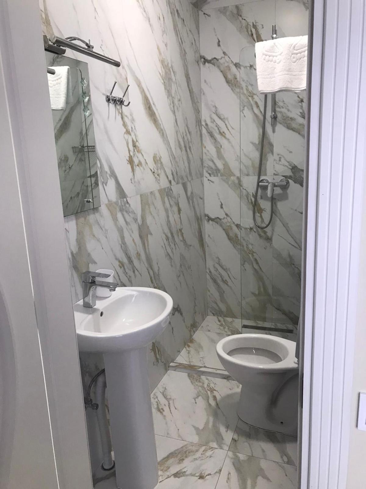 Veles Hotel Дніпро Екстер'єр фото